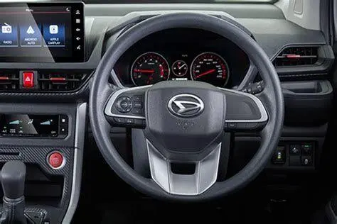 Kabin Daihatsu Xenia Interior mewah Daihatsu Xenia terbaru