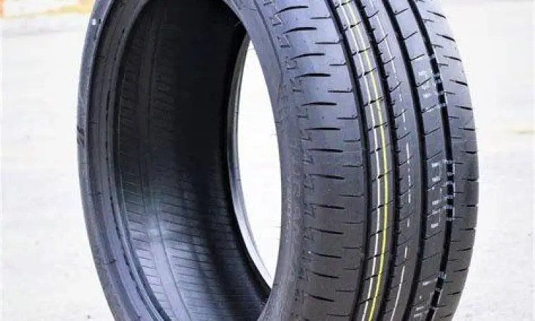 Bridgestone Turanza T005A Detail alur ban Bridgestone Turanza T005A yang senyap