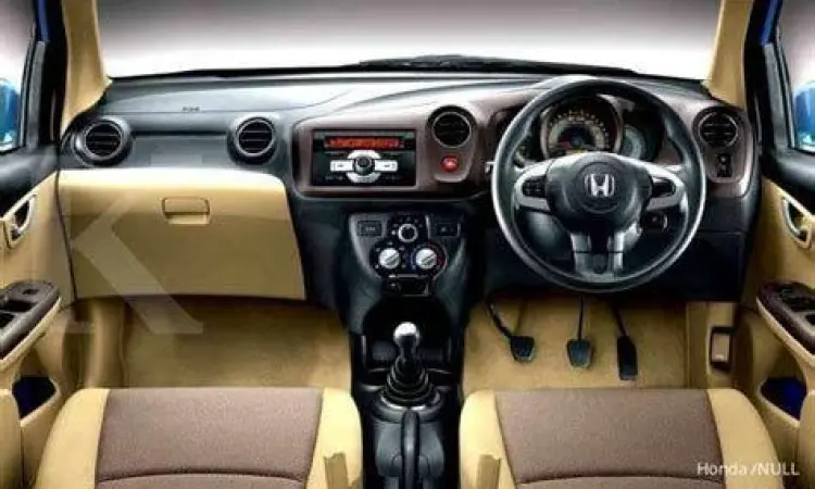 Interior City Car Bekas Interior Honda Brio bekas yang masih terawat