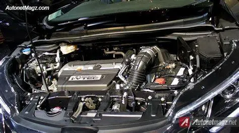 Mesin i-VTEC CR-V Kondisi mesin Honda CR-V yang terawat tanpa rembesan oli