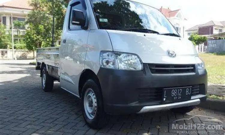 Mobil Daihatsu Gran Max Pick Up modifikasi standar niaga