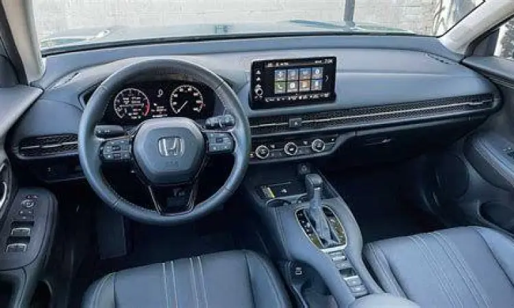 Interior Honda HR-V 2023 yang mewah