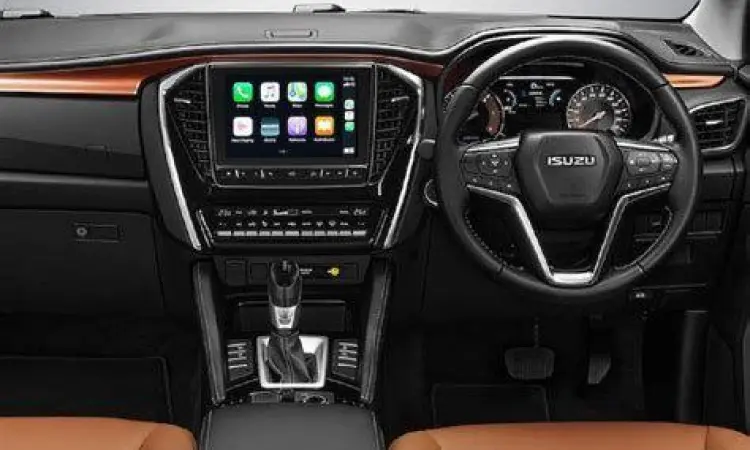 Interior Isuzu MU-X Interior mewah Isuzu MU-X 4x4 terbaru