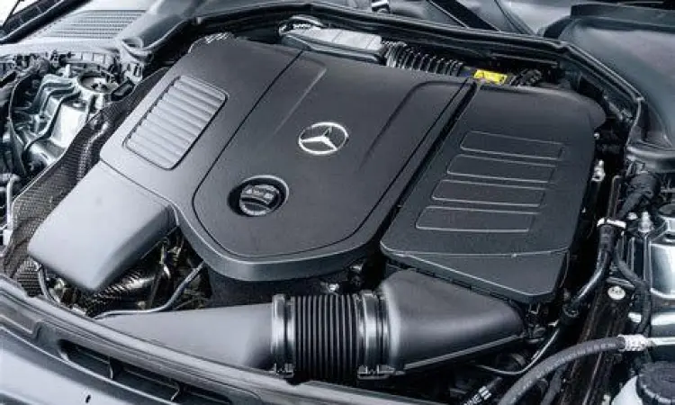 Mesin 1.5L Turbo dengan teknologi mild-hybrid EQ Boost