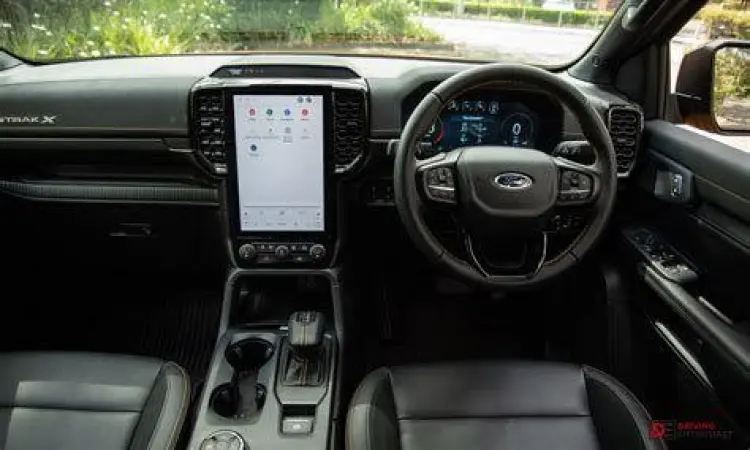 Interior Ford Ranger Wildtrak interior mewah ford ranger wildtrak