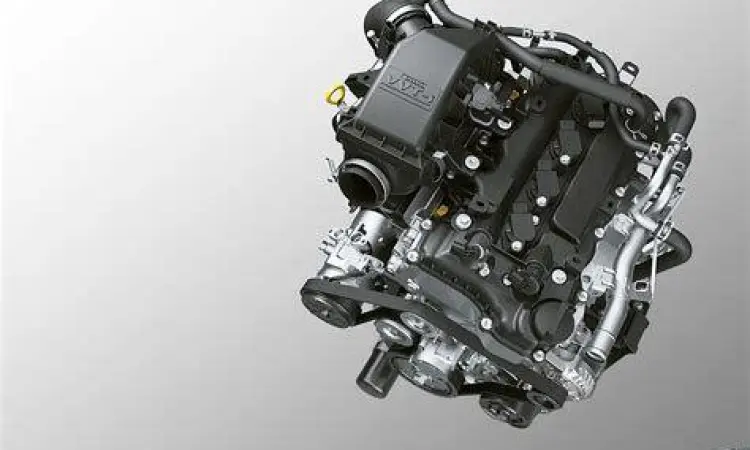 Pengecekan mesin Toyota Rush bekas