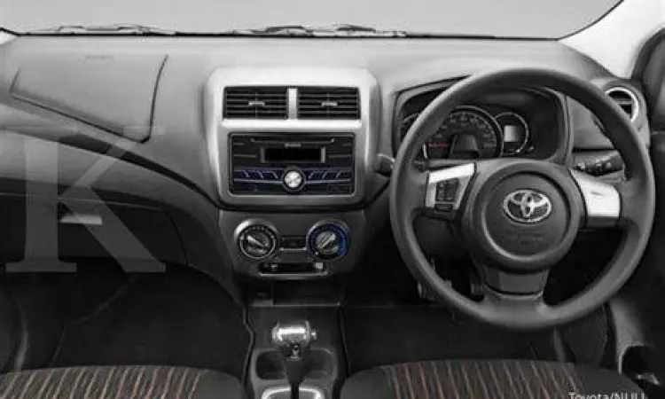 Bagian Dalam Mobil Agya Interior Toyota Agya bekas bersih dan terawat