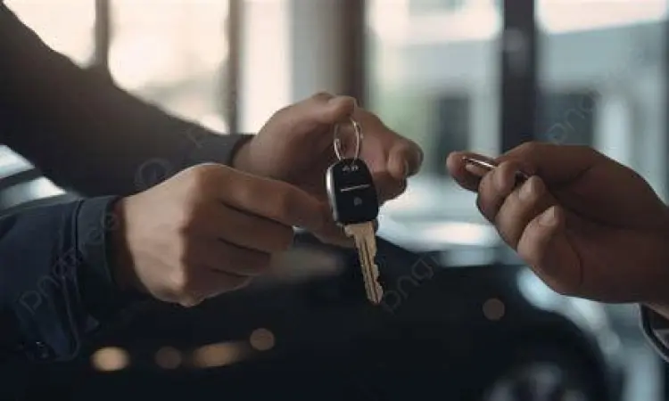 Proses serah terima kunci mobil sewa