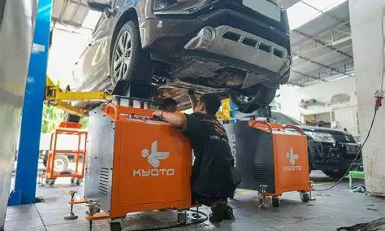 Bengkel Kaki Kaki Profesional Layanan perawatan kaki-kaki mobil di bengkel profesional
