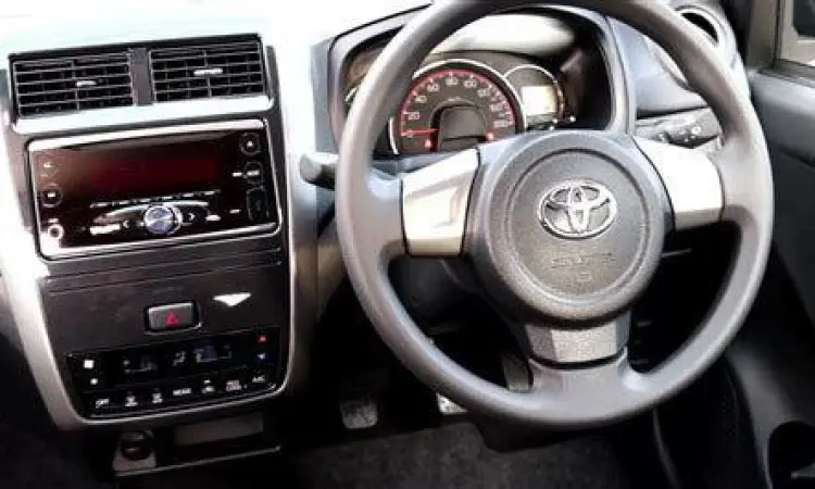 Fitur Keselamatan Toyota Agya Fitur keselamatan Toyota Agya ABS VSC
