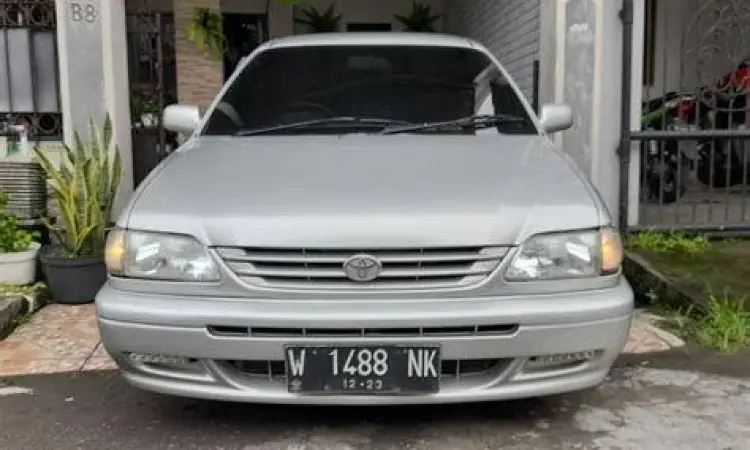 Toyota Soluna Bekas Mobil Toyota Soluna warna perak