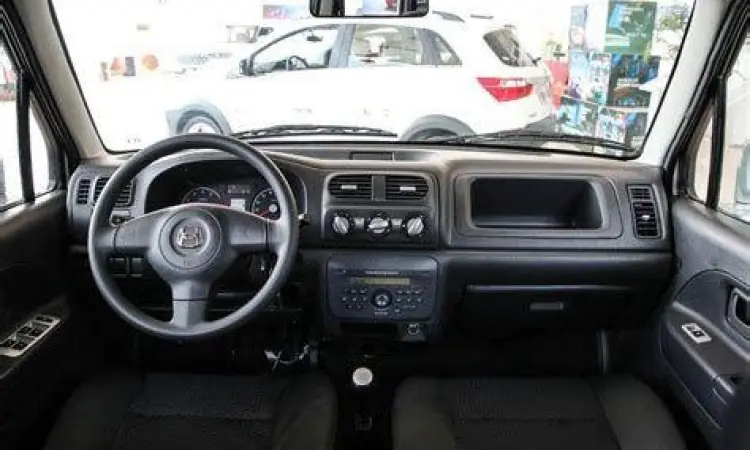 Kabin Suzuki Karimun Kotak Interior Suzuki Karimun Kotak yang lega