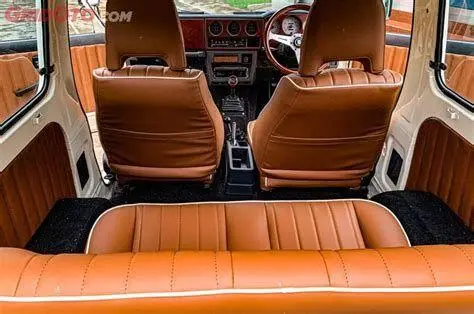 Interior Suzuki Katana Interior Suzuki Katana klasik yang rapi