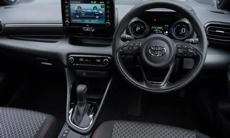 Interior mewah Toyota Yaris GR Sport