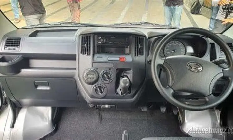 Kabin Daihatsu Grand Max Interior Daihatsu Grand Max yang luas