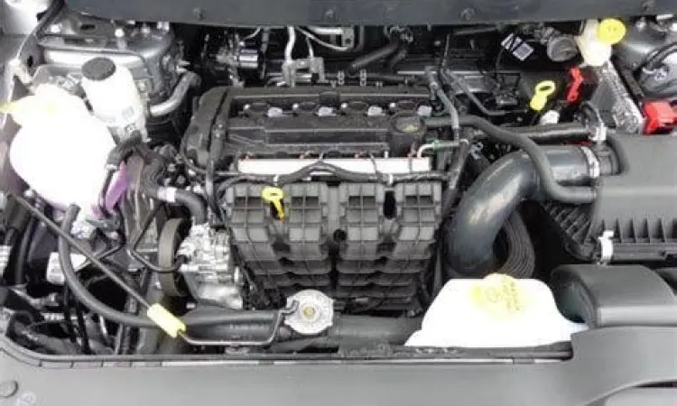 Ruang mesin Dodge Journey 2.4L Tigershark
