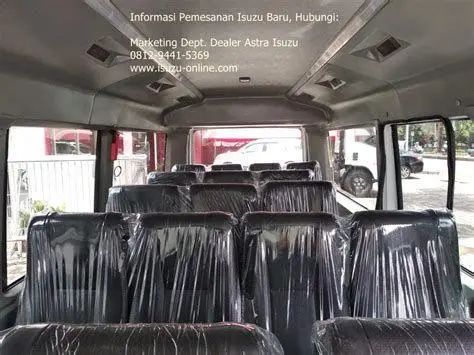 Interior Isuzu Elf Interior mewah Isuzu Elf bekas karoseri premium