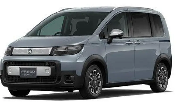 Honda Freed Crosstar Varian Honda Freed Crosstar dengan gaya SUV