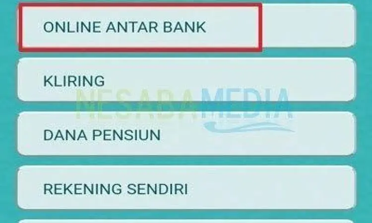 Transfer Uang Lewat Mobile Banking Nasabah menggunakan aplikasi mobile banking untuk transfer uang