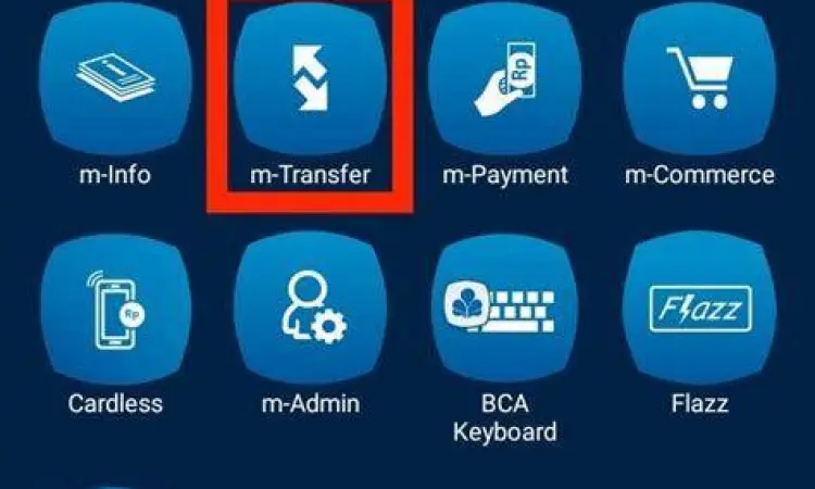 Menu utama aplikasi m-BCA untuk transfer antar bank