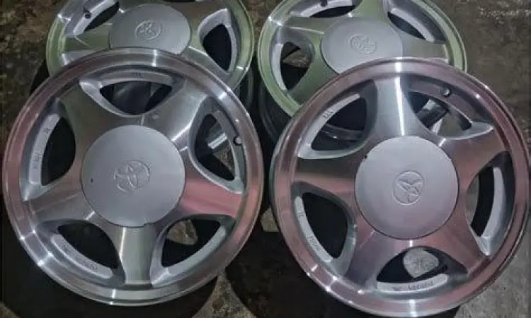 Velg original Kijang Grand Extra 1997