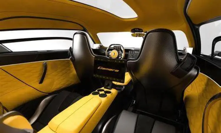 Interior Koenigsegg Gemera Interior mewah Koenigsegg Gemera empat kursi