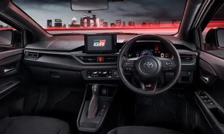 Interior Mobil LC Terbaru Interior mobil LCGC modern dengan fitur hiburan lengkap