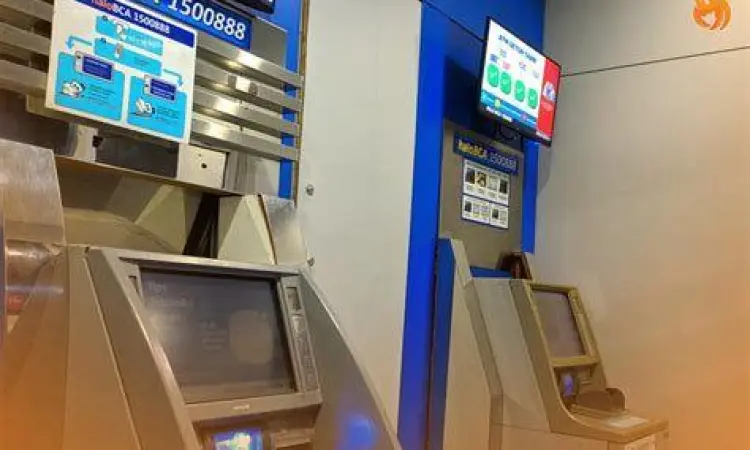 Konfirmasi Transaksi Layar konfirmasi transaksi ATM BCA