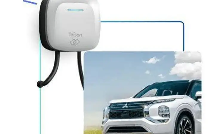 Charging Outlander PHEV Proses pengisian daya listrik Mitsubishi Outlander PHEV