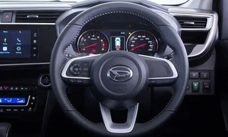 Interior Daihatsu Sirion Interior dashboard Daihatsu Sirion generasi ketiga
