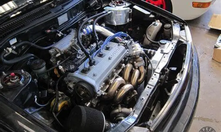 Mesin Toyota Starlet 1.3 SE-G 1994 bersih