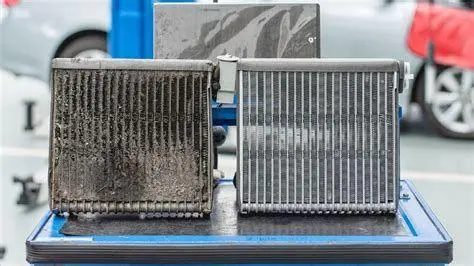 Evaporator Kotor Penyebab Bau Kondisi evaporator AC mobil yang berlendir dan kotor