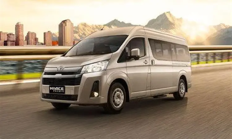 Eksterior mewah Toyota Hiace Premio terbaru