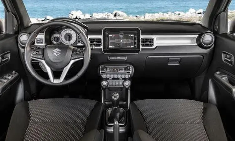 Interior dashboard Suzuki Ignis