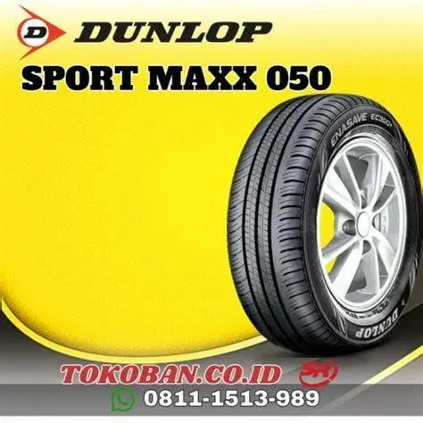 Toko Ban Resmi Dunlop Suasana toko ban resmi yang menjual produk Dunlop ring 17