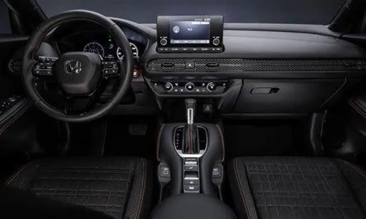 Interior mewah Honda HR-V dengan fitur modern