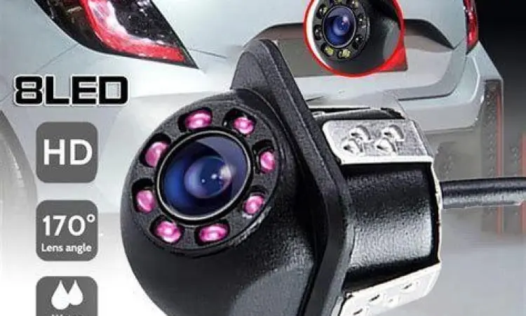 perbandingan jenis kamera mundur mobil