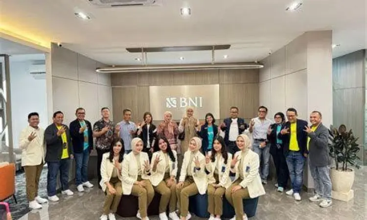 Layanan Nasabah BNI Customer Service Bank BNI melayani nasabah