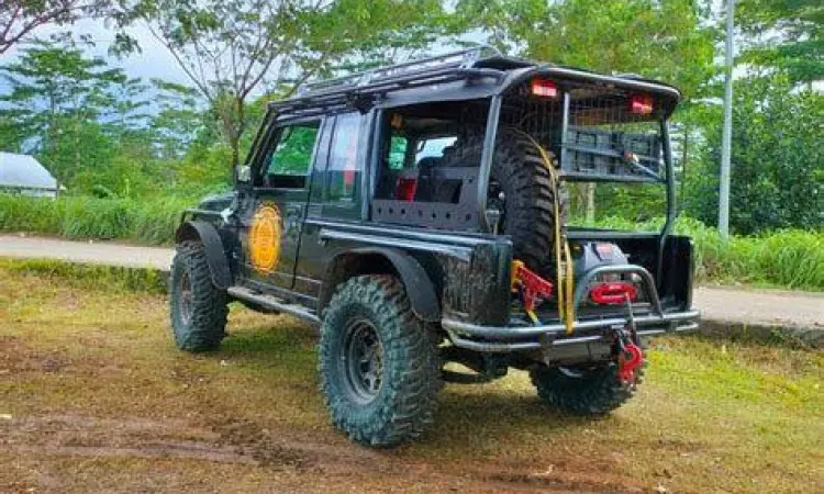 Modifikasi Suzuki Caribian untuk medan offroad ekstrim