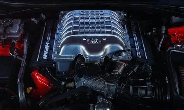 Mesin V8 HEMI pada mobil Dodge Challenger