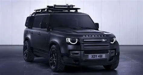 Land Rover Defender 130 Terbaru Model Land Rover Defender 130 dengan kapasitas 8 penumpang