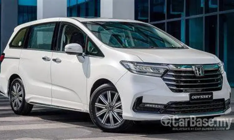 Tampilan samping Honda Odyssey RC1 silver