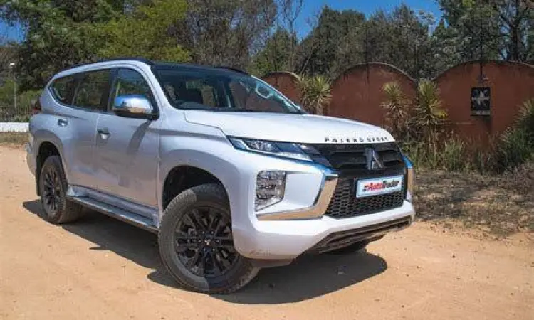 Varian Tertinggi Pajero Sport 2022 Unit Pajero Sport 2022 4x4 warna putih