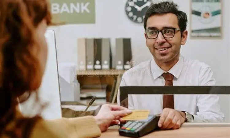 Layanan Nasabah Bank Layanan nasabah bank untuk bantuan transfer